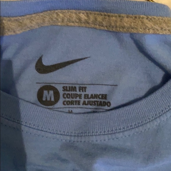 Nike Carolina Shirt - Picture 2 of 2